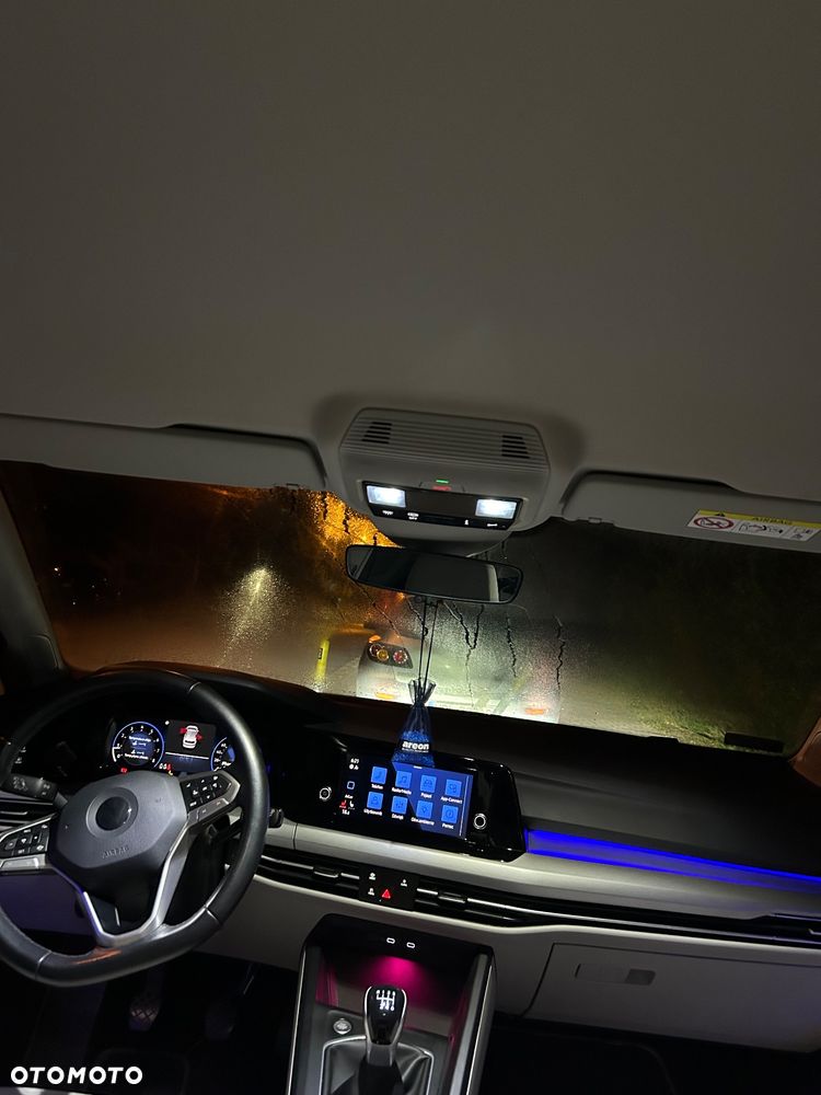 Volkswagen Golf - 10