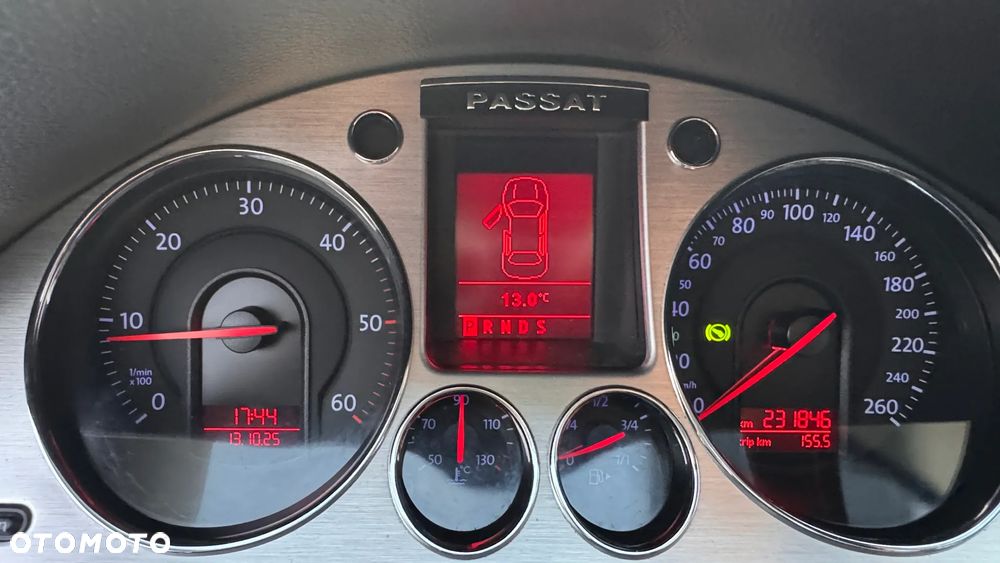 Volkswagen Passat 2.0 TDI Highline DSG - 17