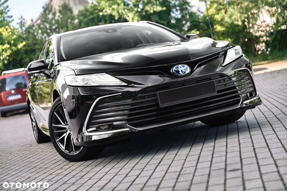 Toyota Camry 2.5 Hybrid Executive CVT - 18