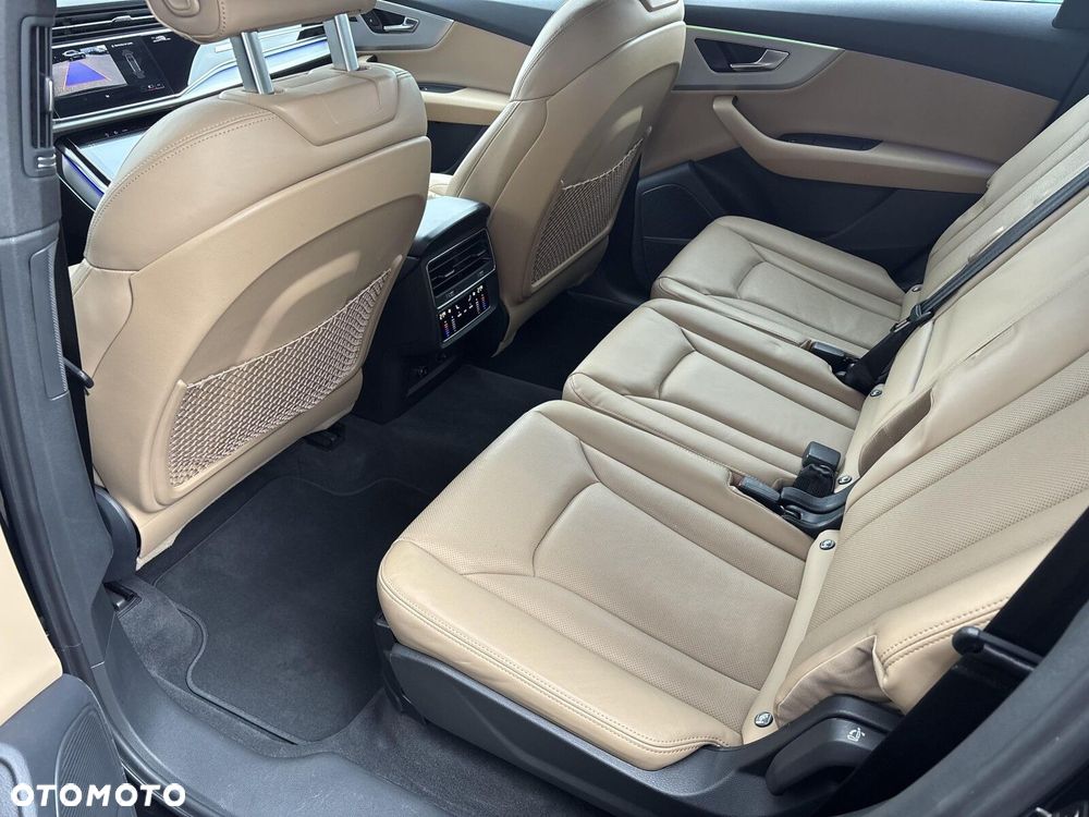 Audi Q7 - 23