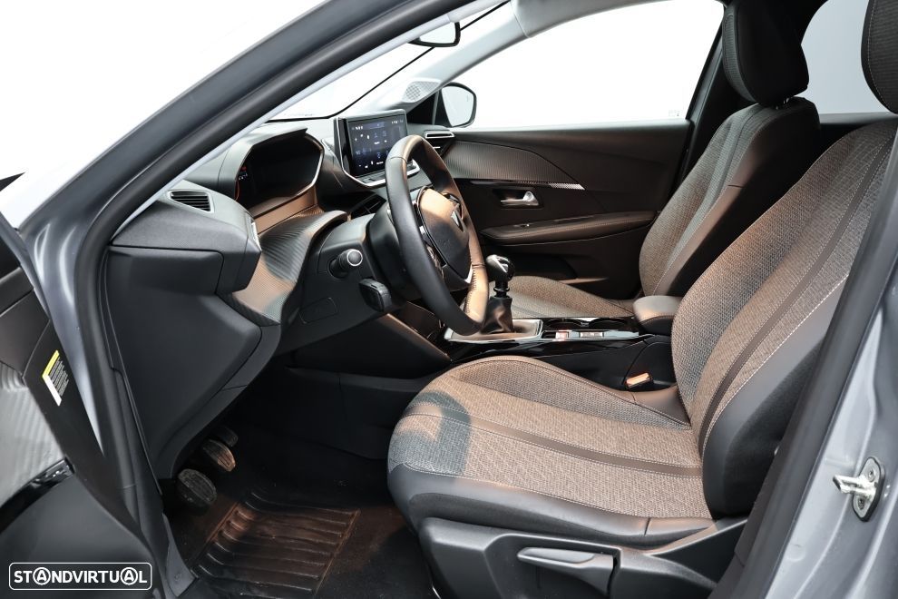 Peugeot 208 1.2 PureTech Allure - 22