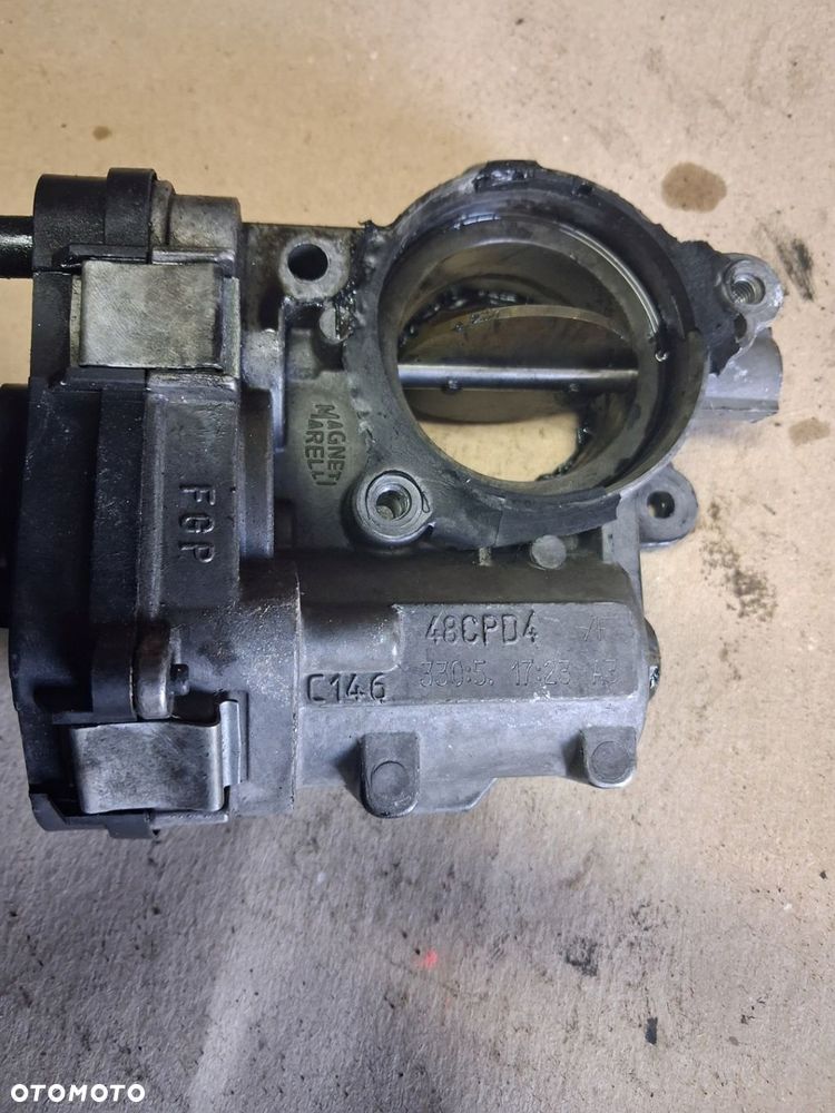 Przepustnica Opel Zafira B Vectra C 1.9 JTD 48CPD4 - 1