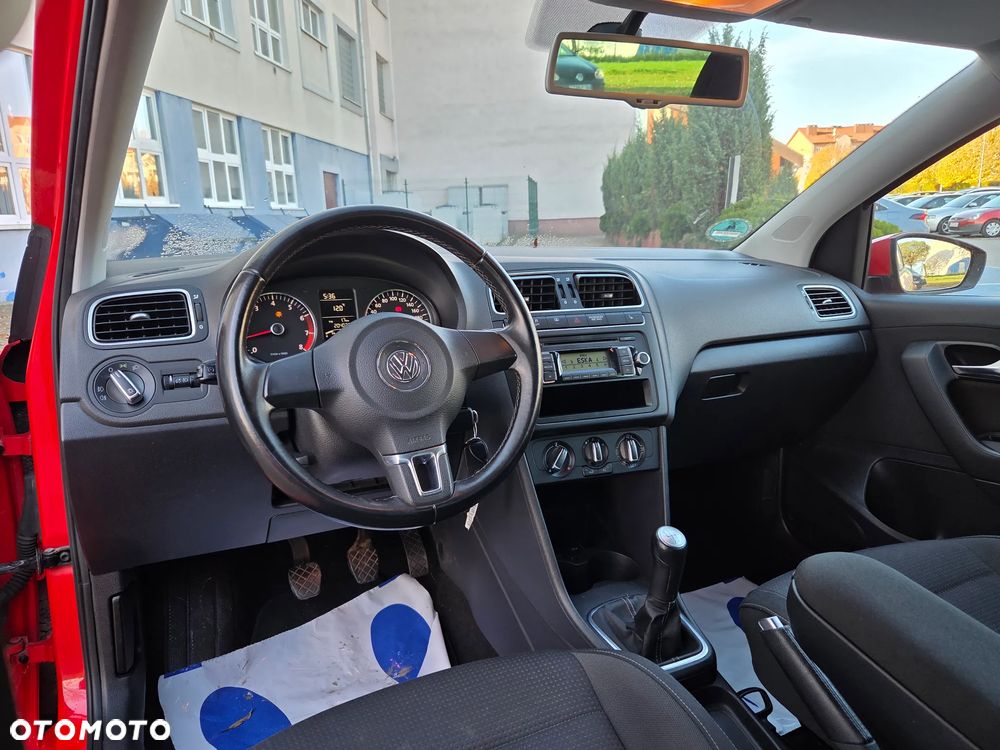 Volkswagen Polo 1.2 Comfortline - 25