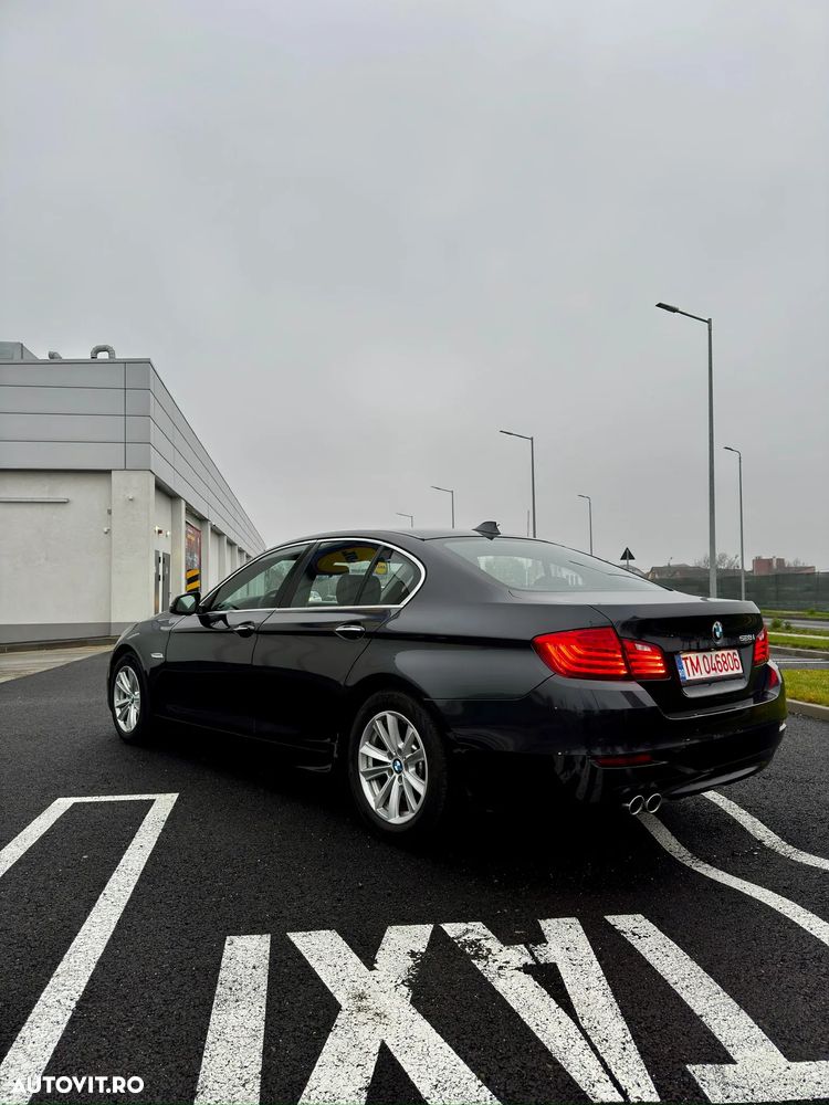 BMW Seria 5 528i Aut. - 3