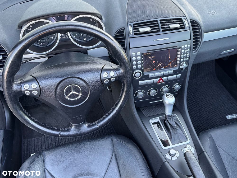 Mercedes-Benz SLK 350 7G-TRONIC - 28