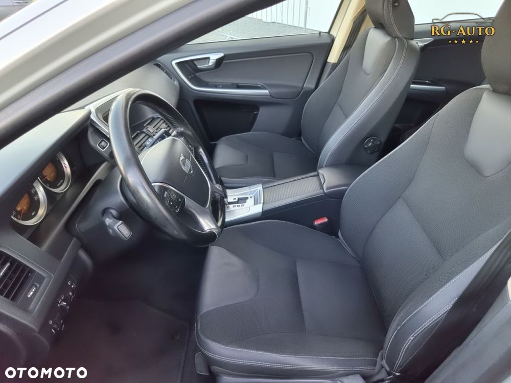 Volvo XC 60 - 33