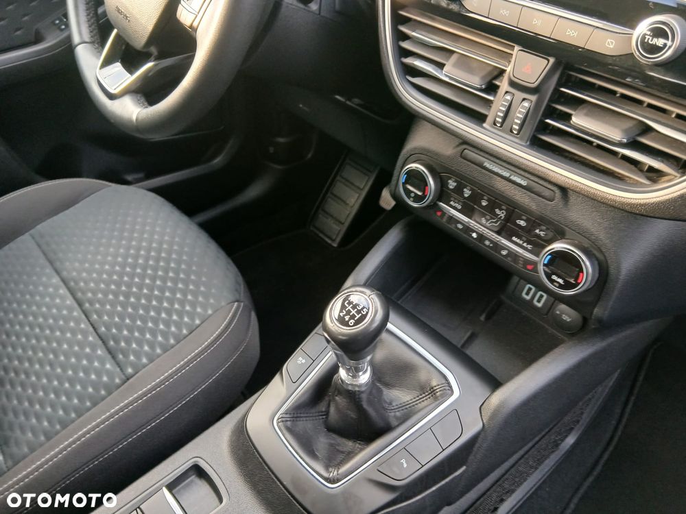 Ford Kuga 1.5 EcoBoost COOL&CONNECT - 17
