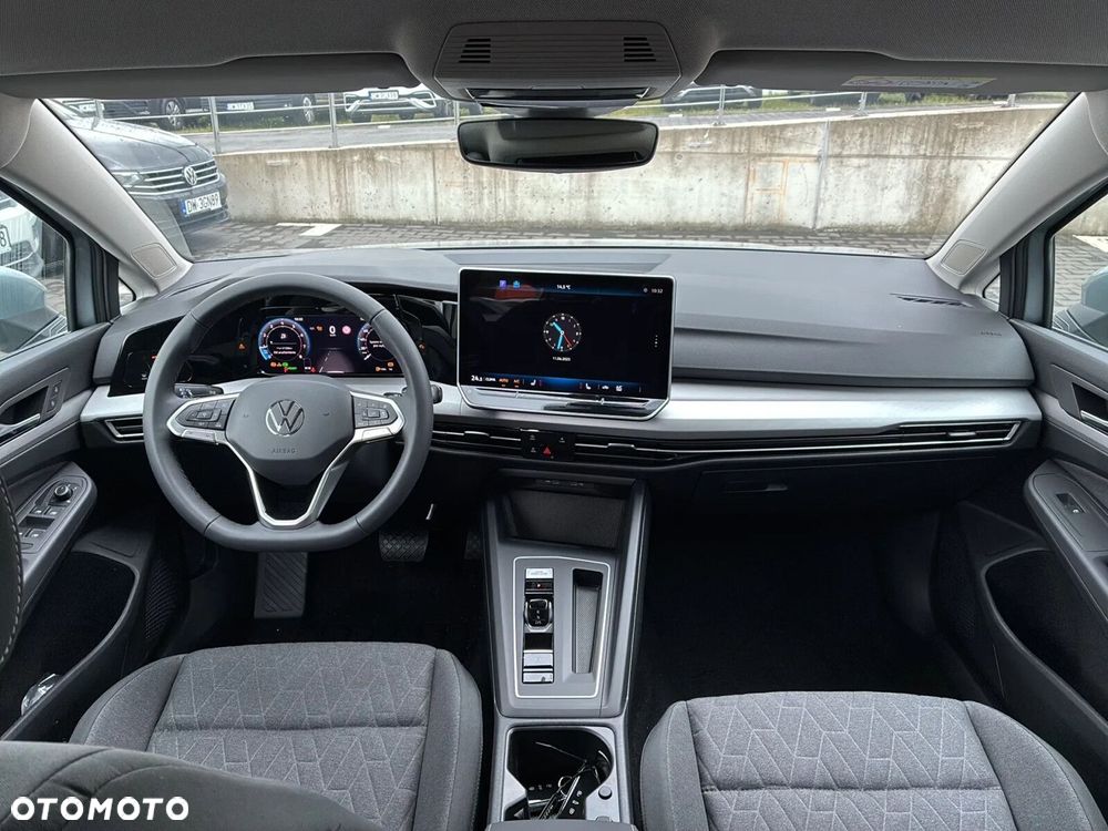 Volkswagen Golf - 4