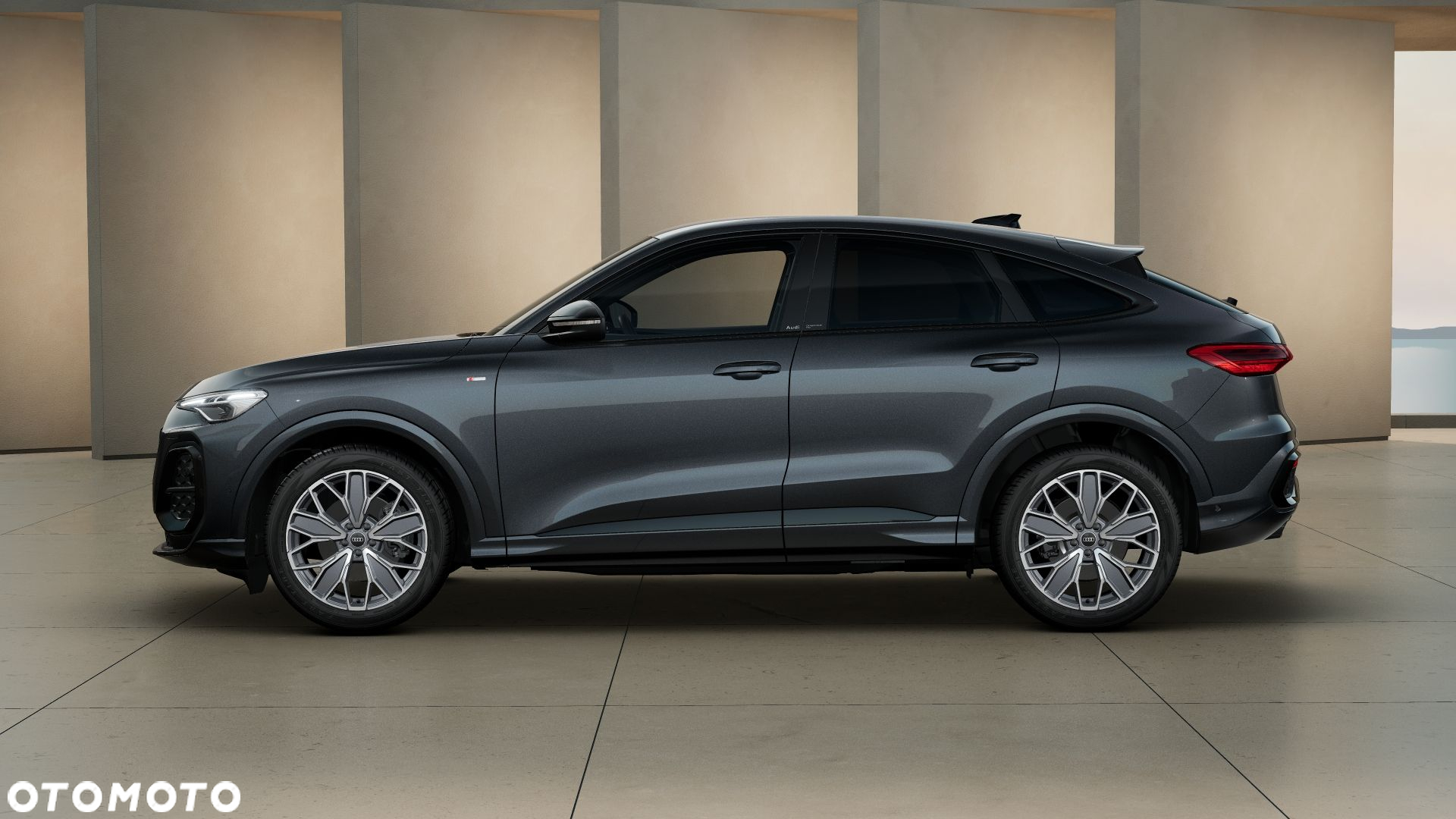 Audi Q5 Sportback - 2