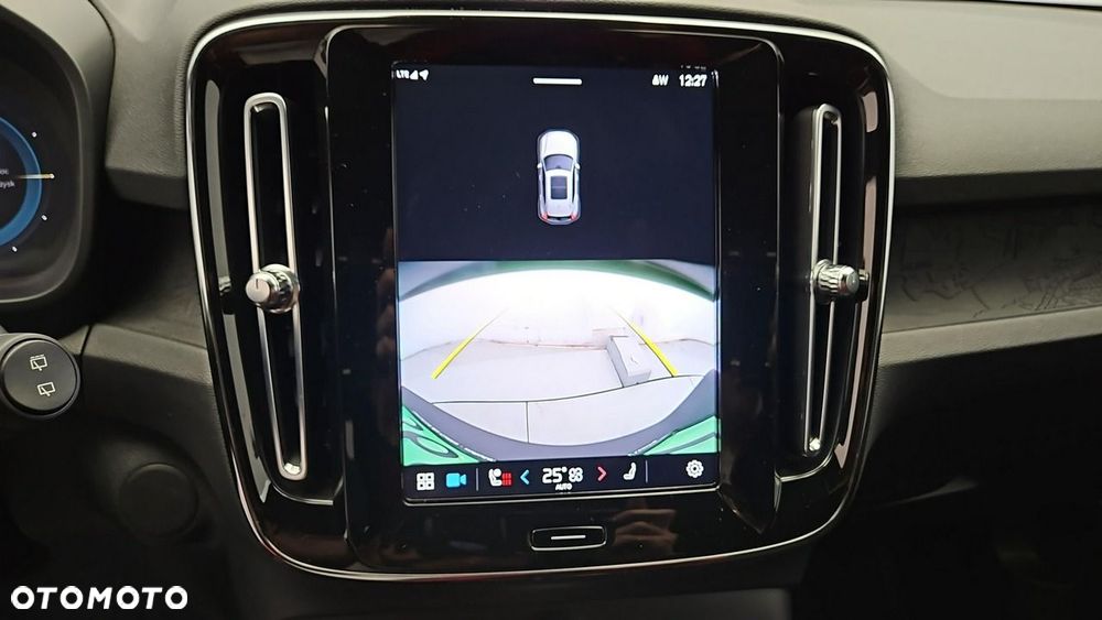 Volvo XC 40 82kWh Recharge Twin AWD Plus - 22