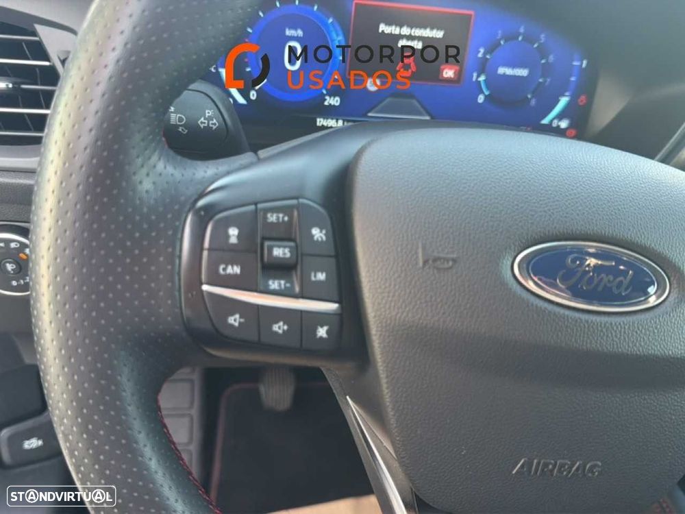 Ford Focus 1.0 EcoBoost MHEV ST-Line - 14