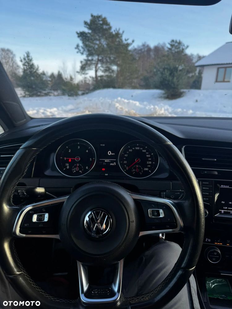 Volkswagen Golf 2.0 TDI BMT GTD - 10