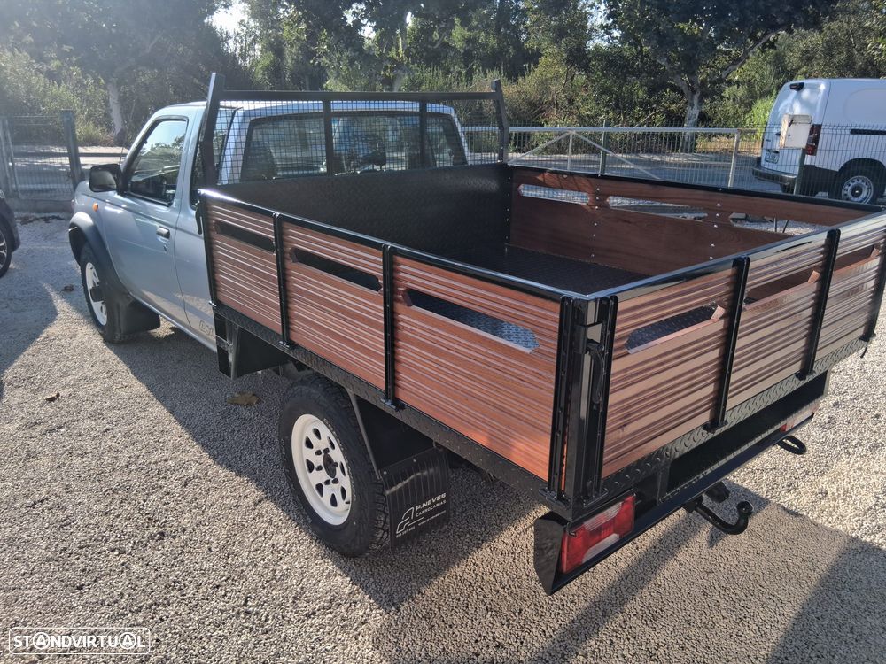 Nissan Navara 4x4 - 12