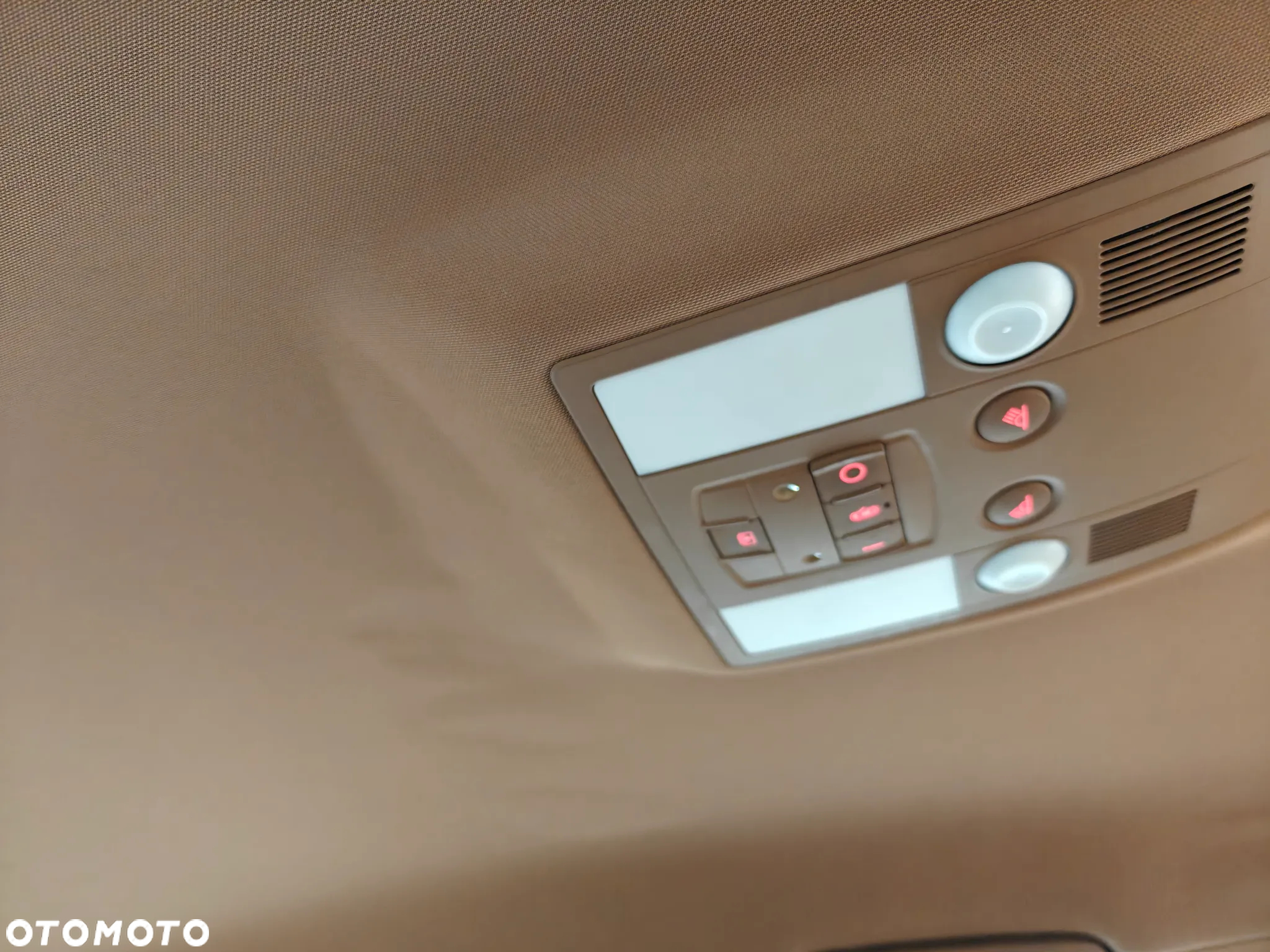 Audi A8 4.2 Quattro - 16