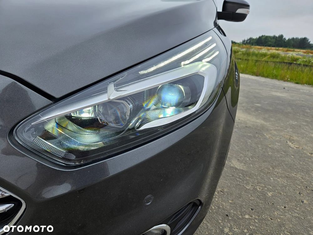 Ford S-Max 1.5 EcoBoost Titanium - 36
