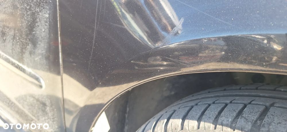 Volkswagen Golf V+ Błotnik Przód Przedni Prawy Kod Lakieru LC9Z - 16