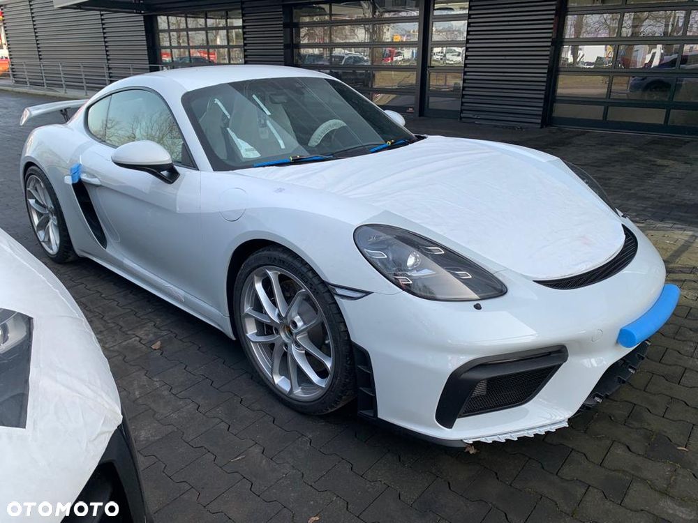 Porsche 718 Cayman - 4