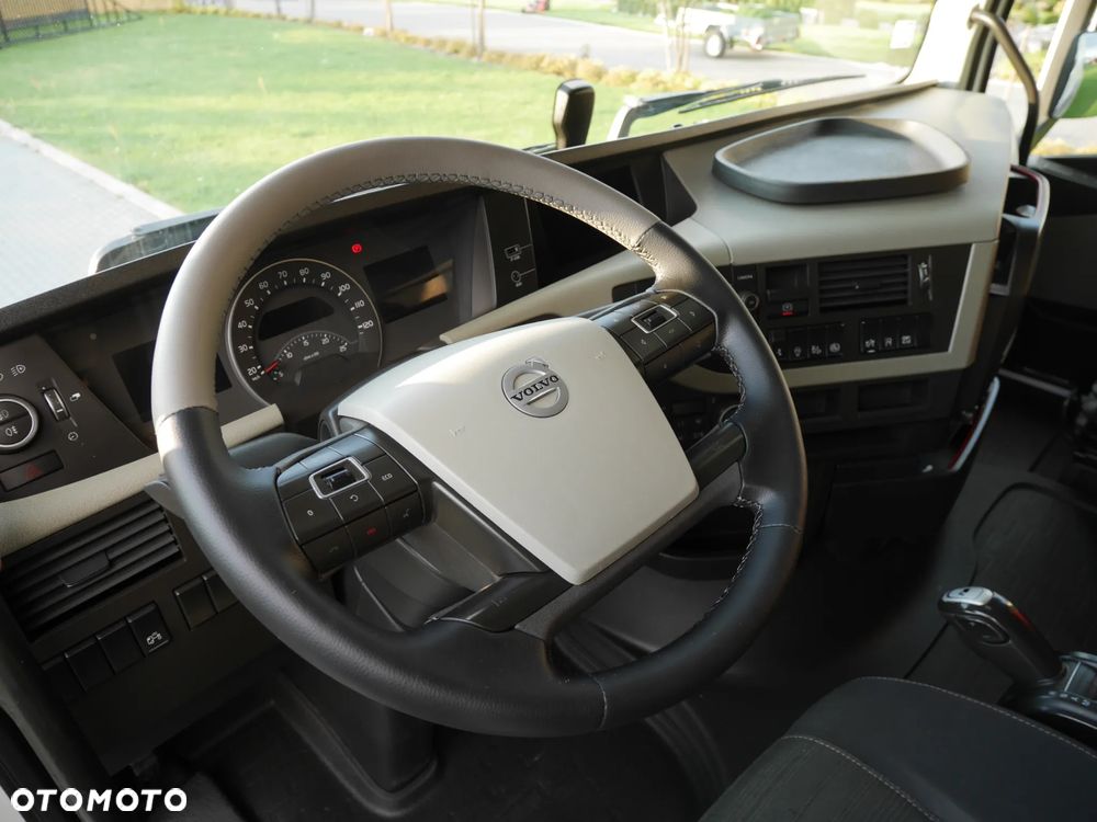 Volvo FH 500KM STANDARD/ EURO-6/KLIMA POSTOJOWA/Stan Idealny - 13
