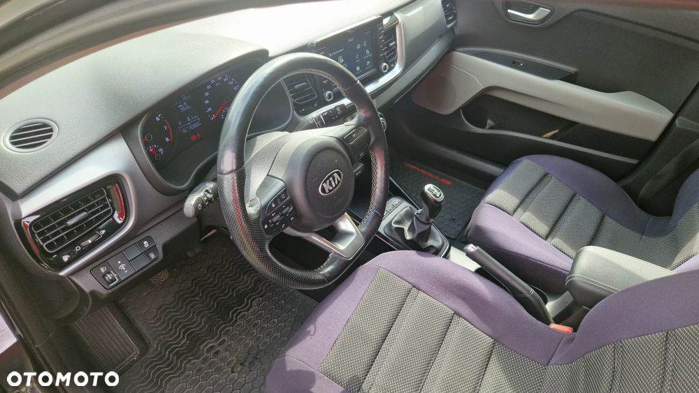 Kia Stonic 1.4 L - 10