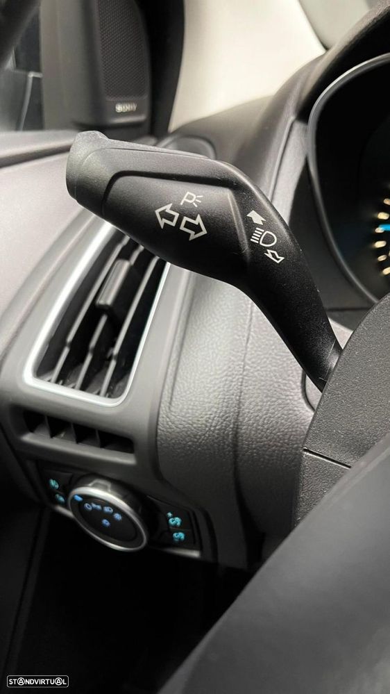 Ford Focus SW 1.5 TDCi Titanium - 15