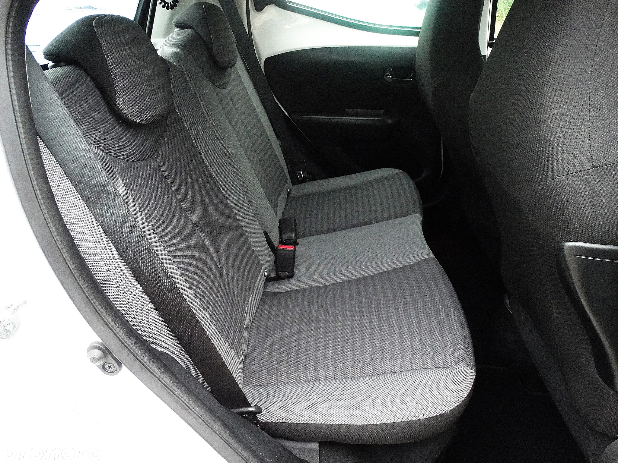 Toyota Aygo X 1.0 VVT-i Executive - 30