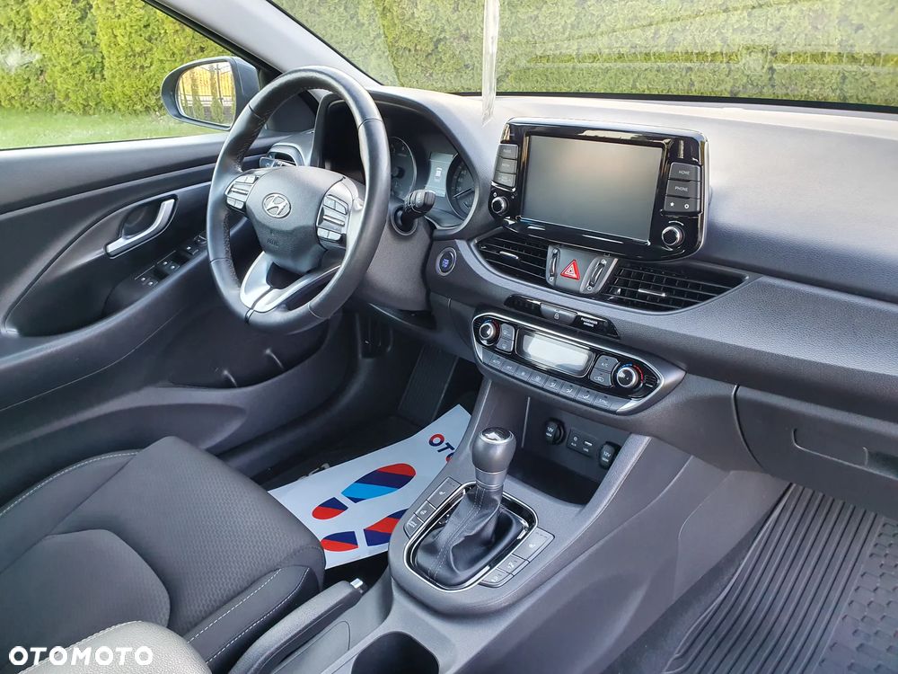 Hyundai i30 1.4 T-GDI DCT Premium - 17