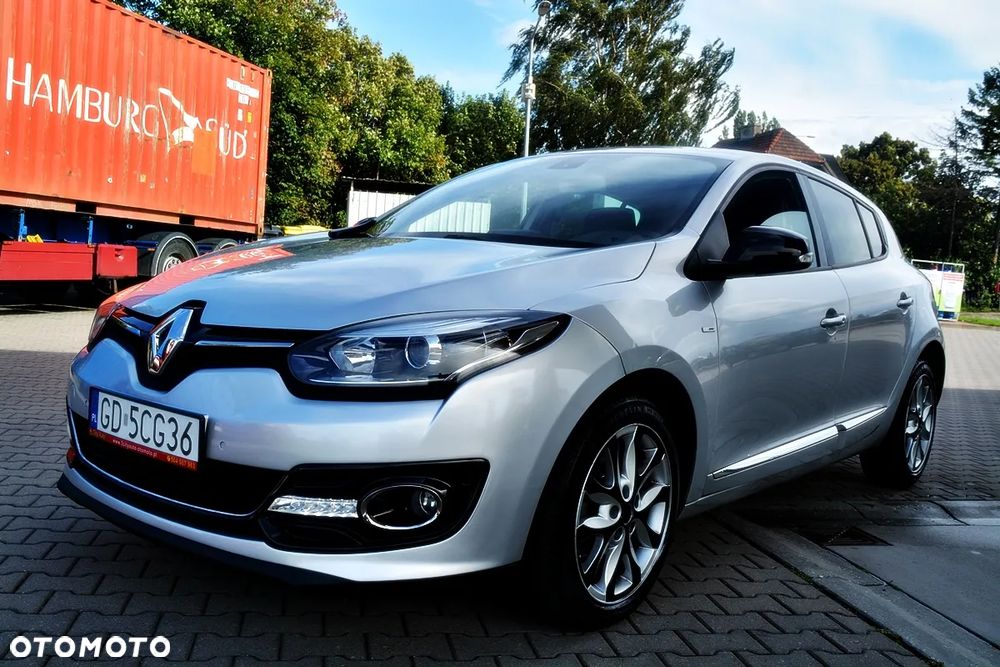Renault Megane TCe 130 EDC Bose Edition - 12