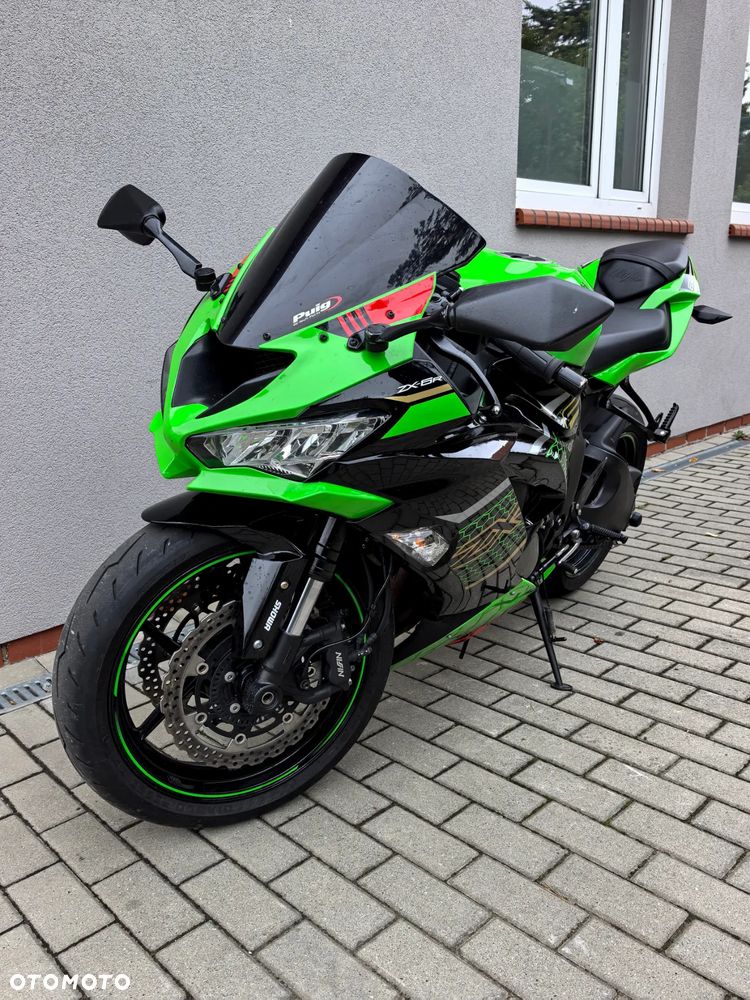 Kawasaki ZX - 11