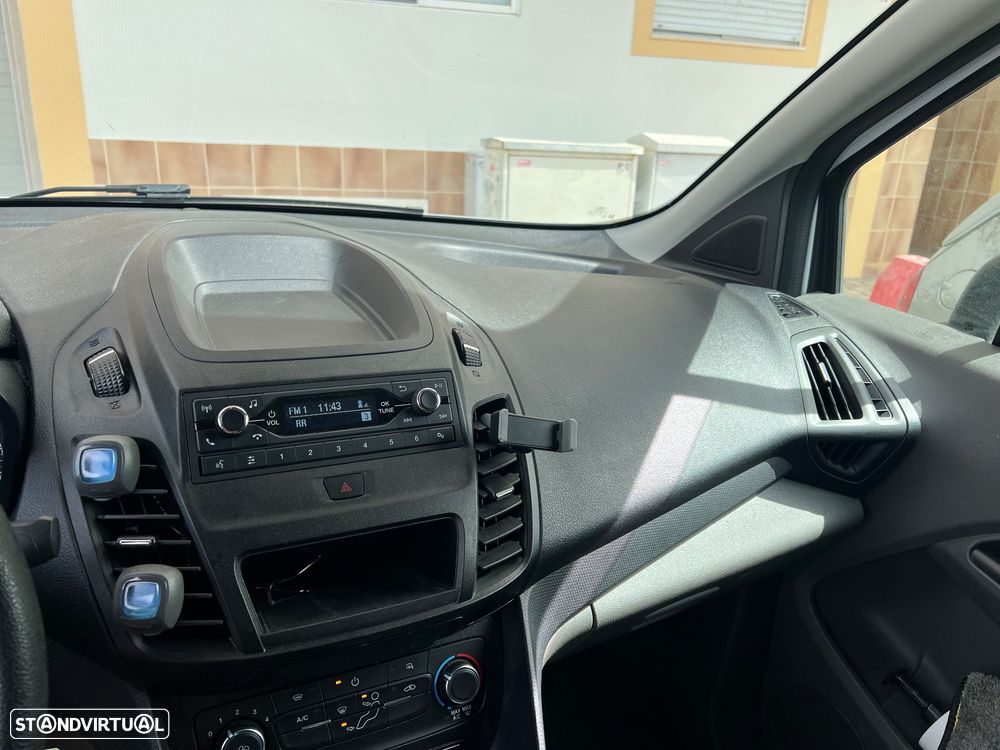Ford Transit Connect - 14