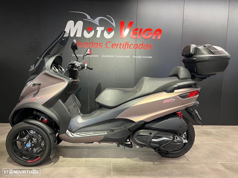 Piaggio MP3 - 11