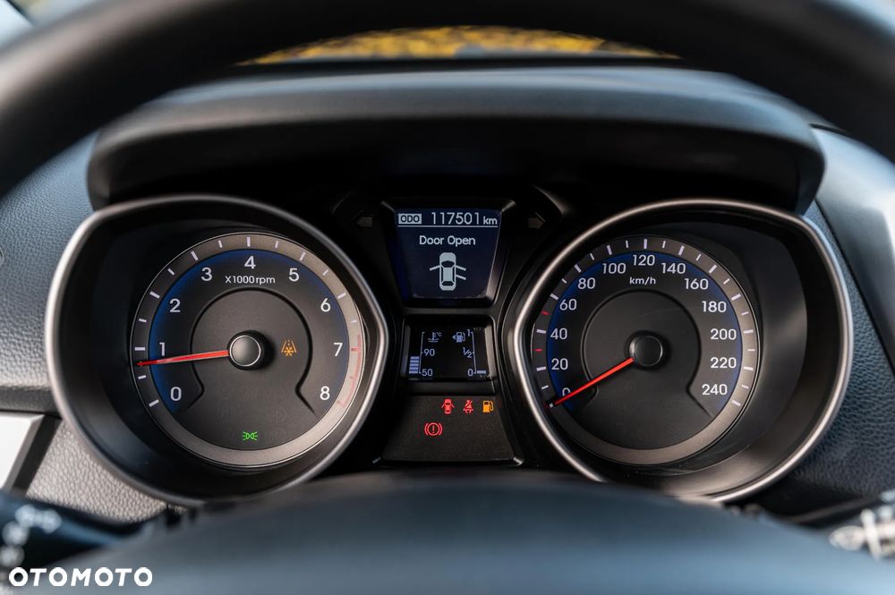 Hyundai i30 blue 1.6 GDI Passion - 23