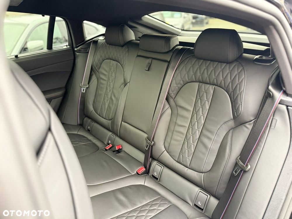 BMW X6 - 26