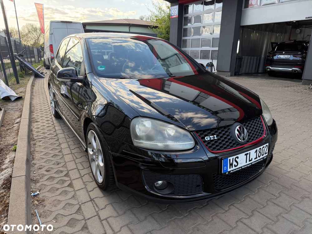 Volkswagen Golf 2.0 TSI GTI - 1