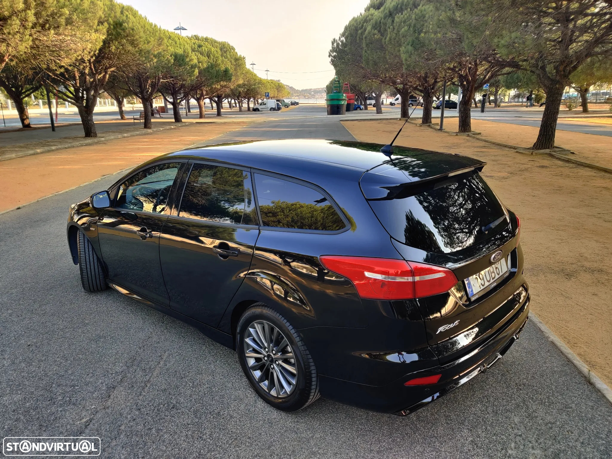 Ford Focus SW 1.0 SCTi ST-Line - 11