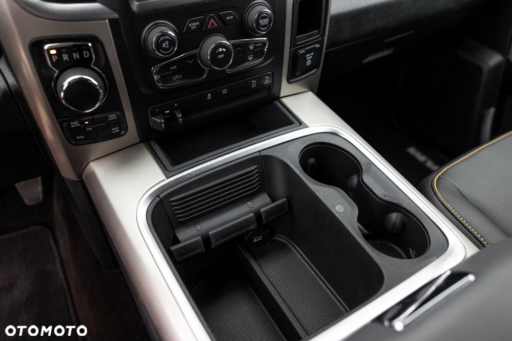 Dodge RAM 5.7 4x4 - 31