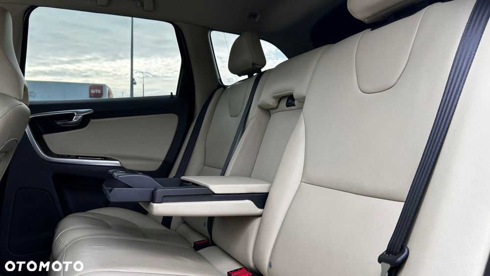 Volvo XC 60 D4 Drive-E Summum - 19