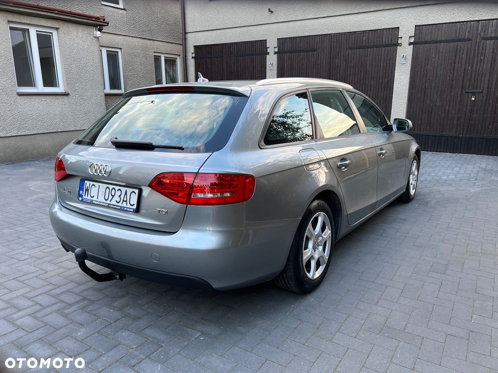 Audi A4 Avant 2.0 TDI - 5