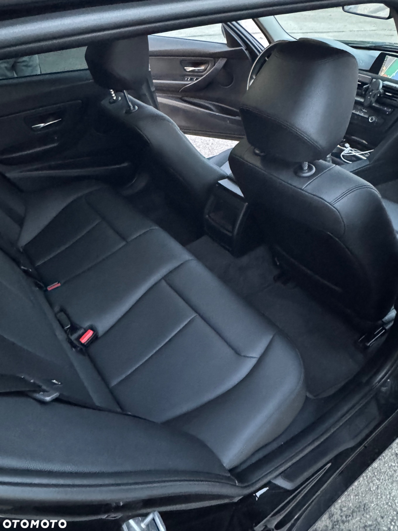 BMW Seria 3 318d Touring - 20