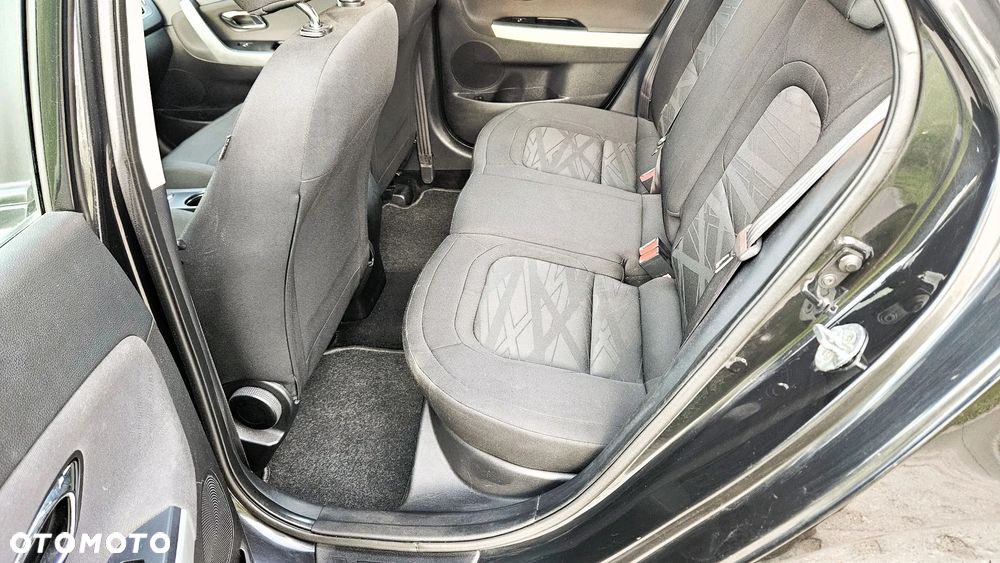 Kia Ceed 1.6 CRDi M DCT - 9