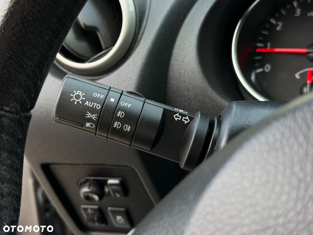 Nissan Qashqai 2.0 4x4 Tekna - 22