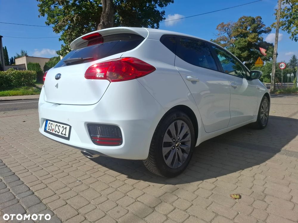 Kia Ceed 1.4 L Business Line Plus - 6