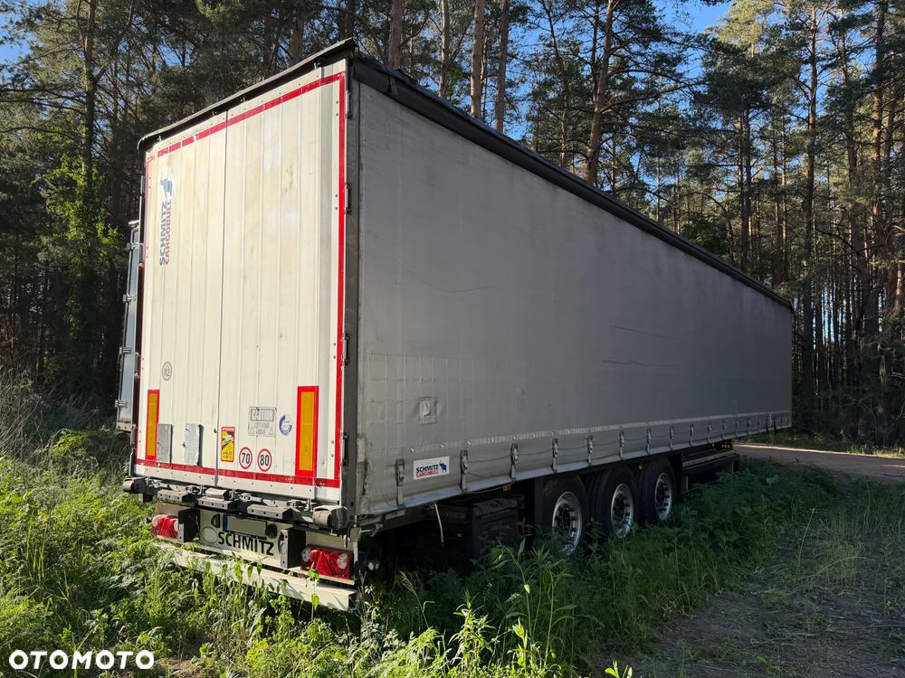 Schmitz Cargobull FIRANKA / 20 SZTUK DO WYBORU / BARDZO ŁADNE OPONY / Z PEŁNYM WYPOSAŻENIEM DO ZAŁADUNKU / 2 KOŁA ZAPASOWE / DOSTĘPNE KOLORY SREBRNY - NIEBIESKI - CZERWONY / NIEKTÓRE MAJĄ NOWE PLANDEKI !! - 1