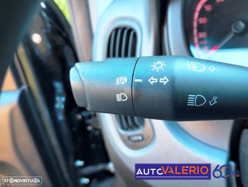 Fiat Panda 1.0 Hybrid City Cross - 17