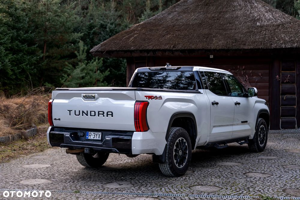 Toyota Tundra - 5