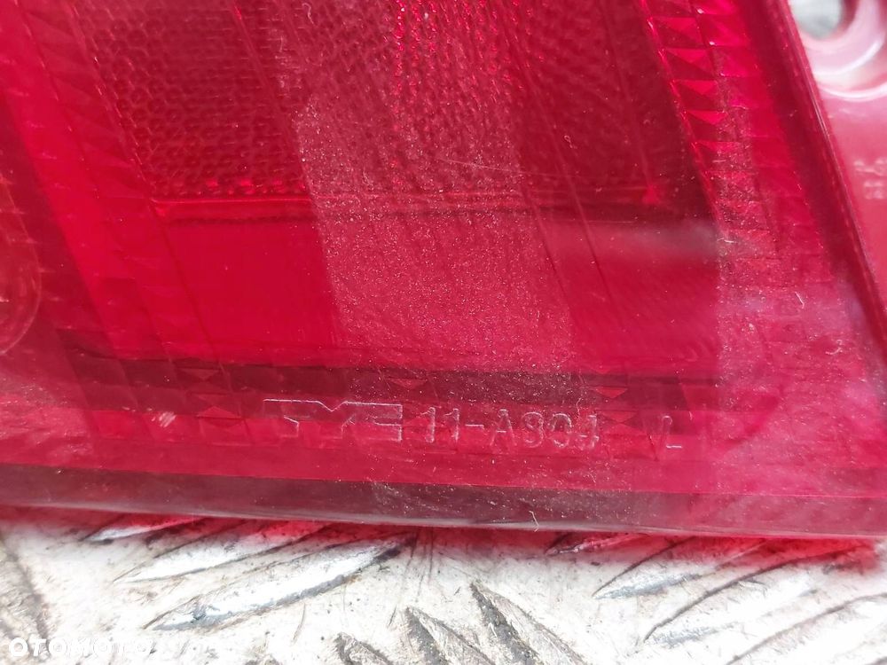 LAMPA LEWY TYŁ + PRAWY TYŁ SUZUKI SWIFT IV HB 5D 04-10  TYC - 4