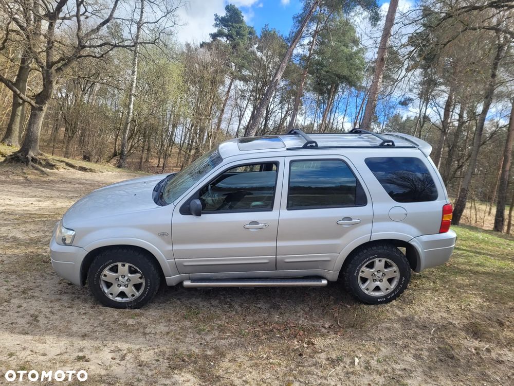 Ford Maverick 3.0 V6 Limited - 4