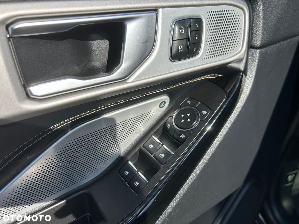 Ford Explorer EcoBoost Plug-in Hybrid PLATINUM - 28