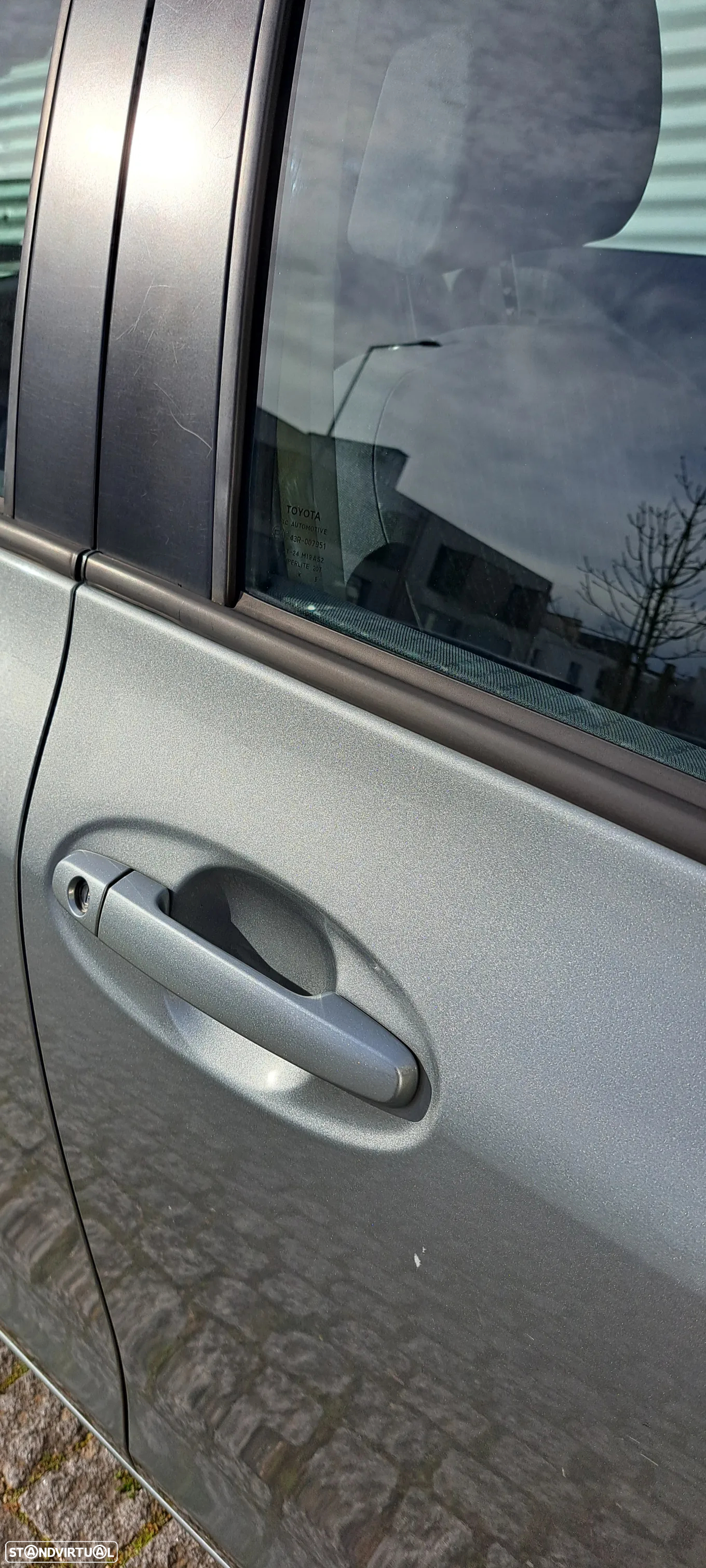 Toyota Yaris 1.4 D-4D AC Manual - 15