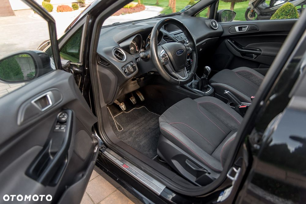 Ford Fiesta 1.0 EcoBoost ST-Line - 26