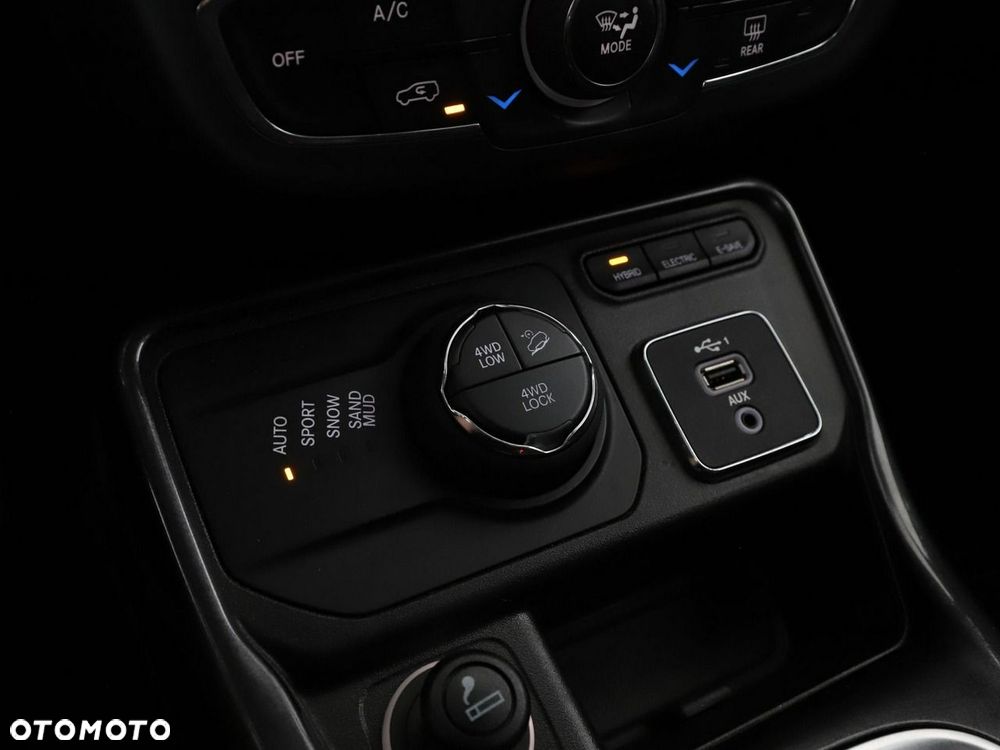 Jeep Compass 1.3 T4 4xe Automatik Limited - 30